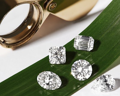 Moissanite vs. Cubic Zirconia: What's the Difference? - Gage Diamonds