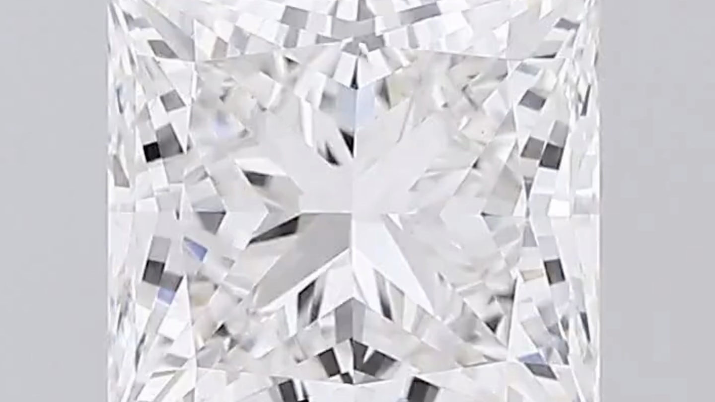 Turned princess 2025 cut diamond ring